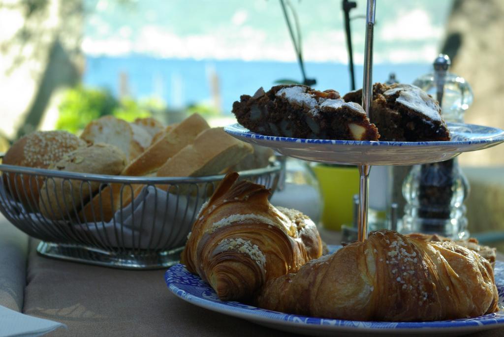 Locanda Fassa Brenzone sul Garda Exterior foto